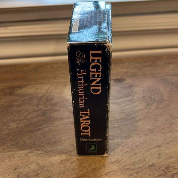 Legend The Arthurian Tarot Deck - Picture 3 of 5